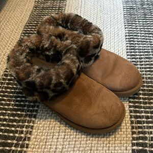 Rare Uggs!!  Great condition!!